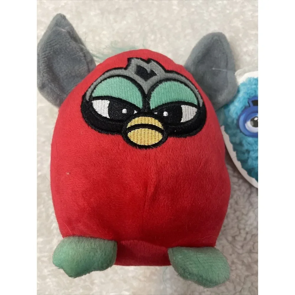 Furby A Mind Of It's Own Plush Red‎ With Tags